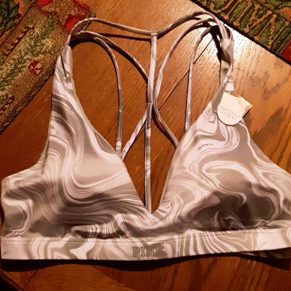 Nwt Pink vs ultimate bra